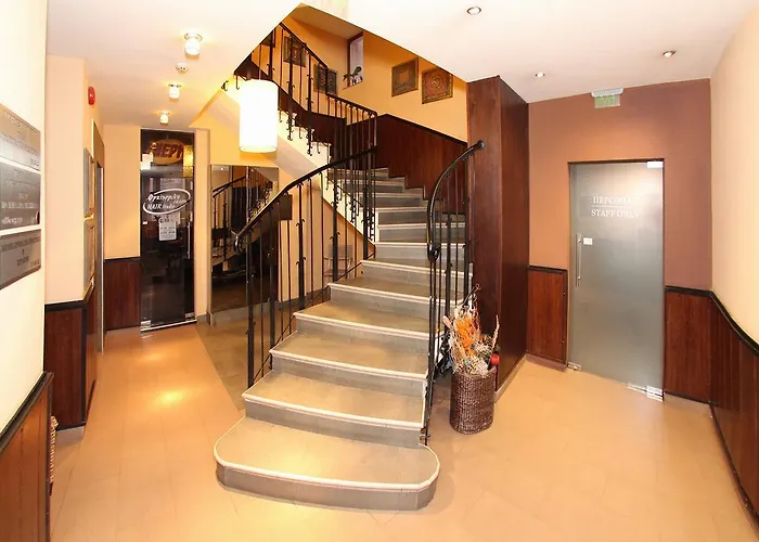 Ego - Free Parking - Location