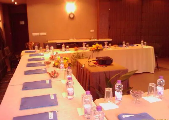 Hotel Ego - Free Parking - Location