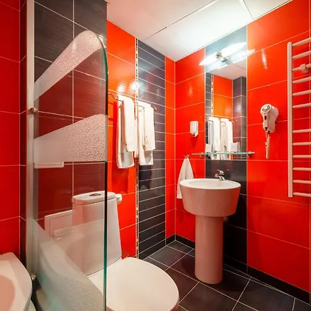 Hotel Ego - Parking Available - Location 3*