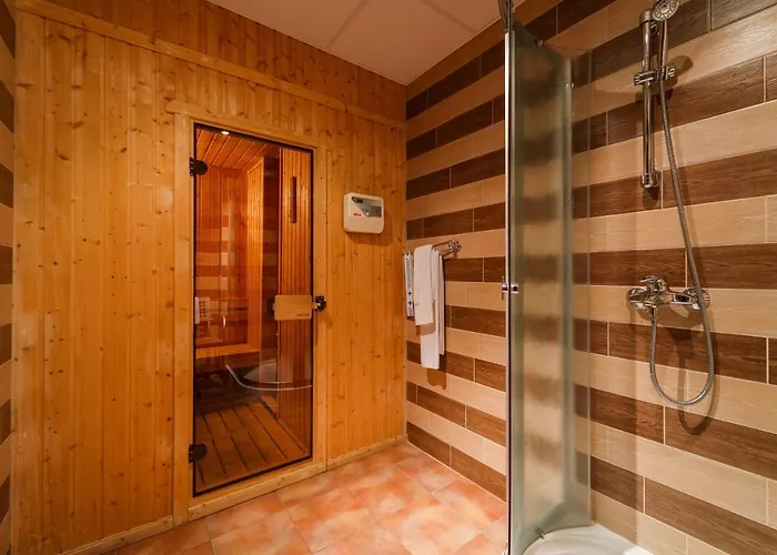 Ego - Free Parking - Location 3*