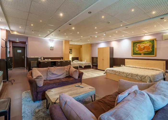 Ego - Free Parking - Location 3*