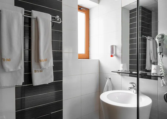 Ego - Free Parking - Location 3*